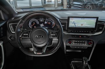 Bild 18 Kia cee'd / Ceed GT ; Gia Cuzzo Veredelung; Schalter