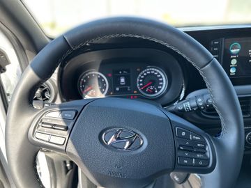 Hyundai i10 1.0 CONNECT & GO - NAVI - SOFORT