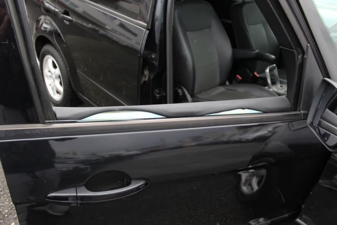 Ford Galaxy 2007 — photo 17