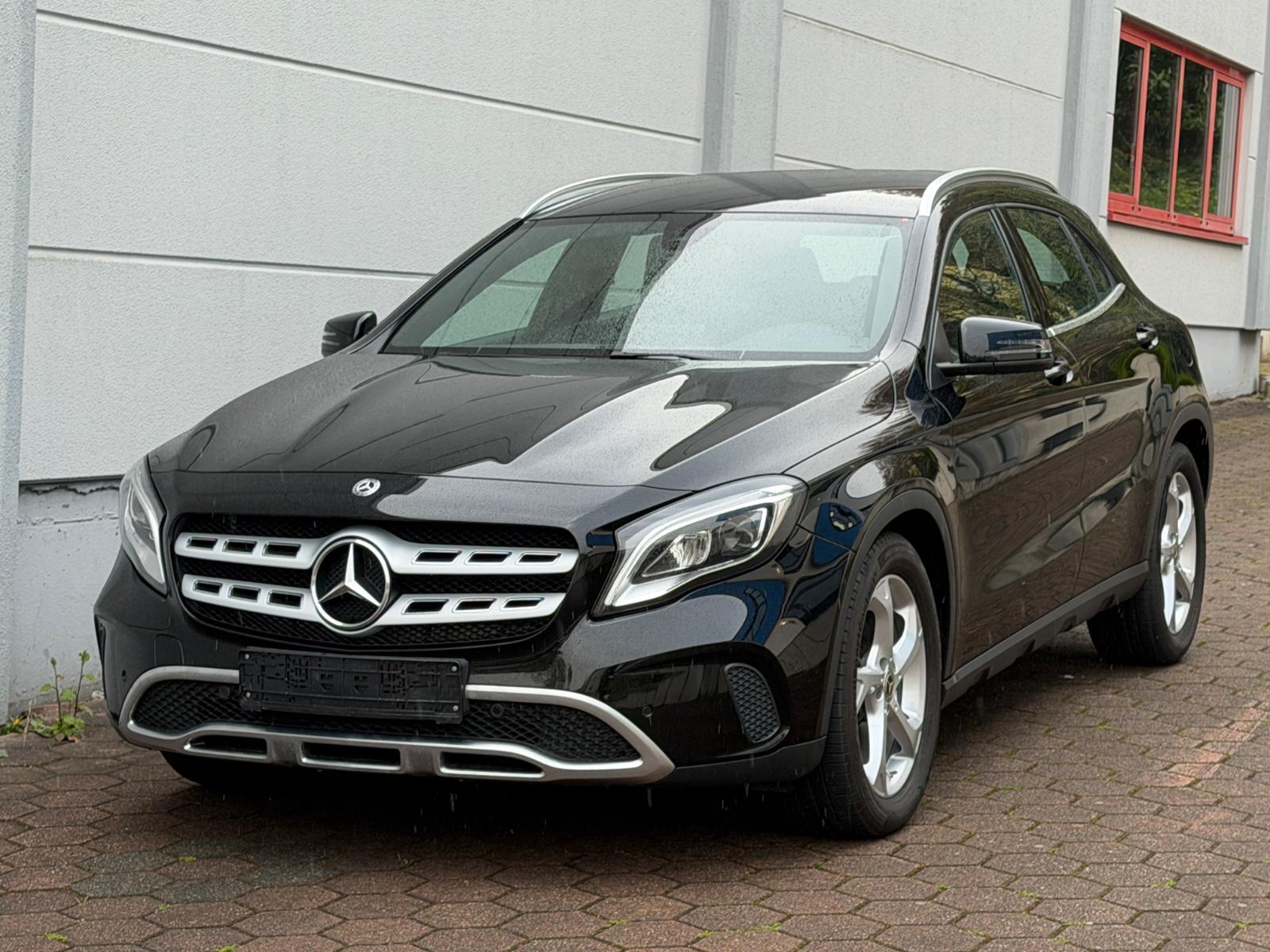 Mercedes-Benz GLA 180d *Urban*2.Hd*Facelift*LED*Inspektion neu