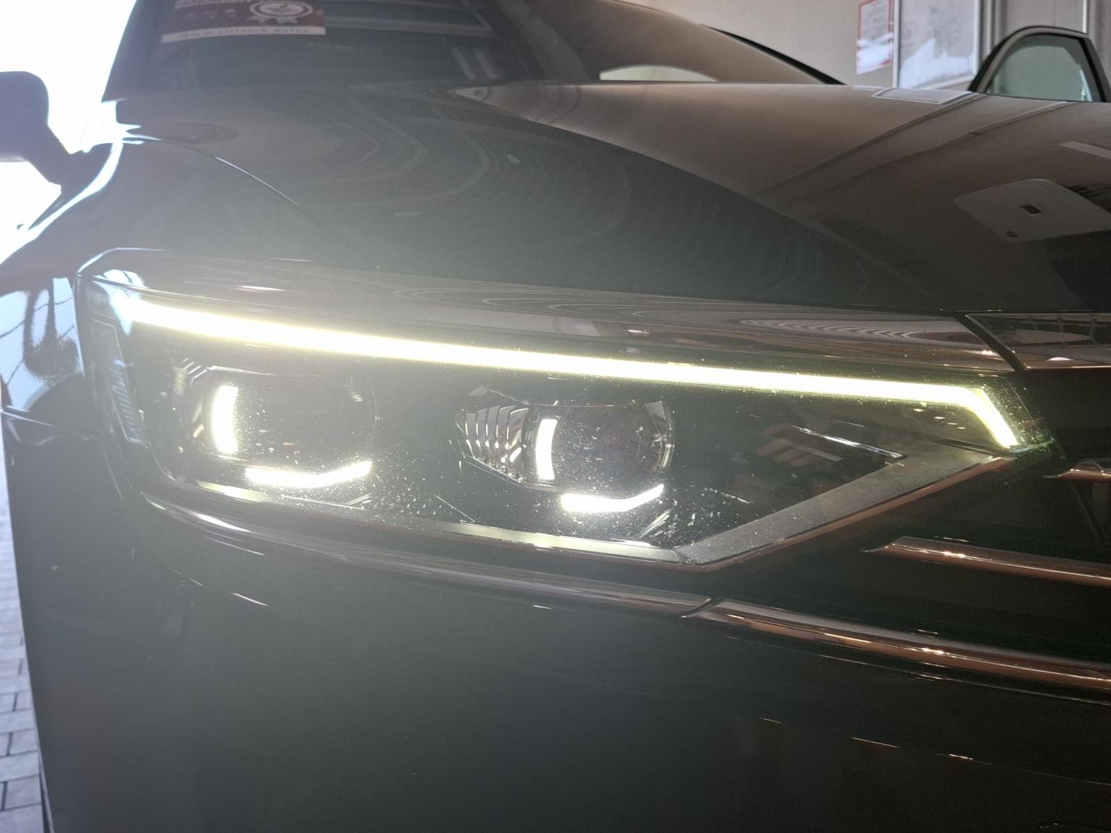 Volkswagen Passat TDI Elegance DSG R-Line Matrix AH, миниатюра 26