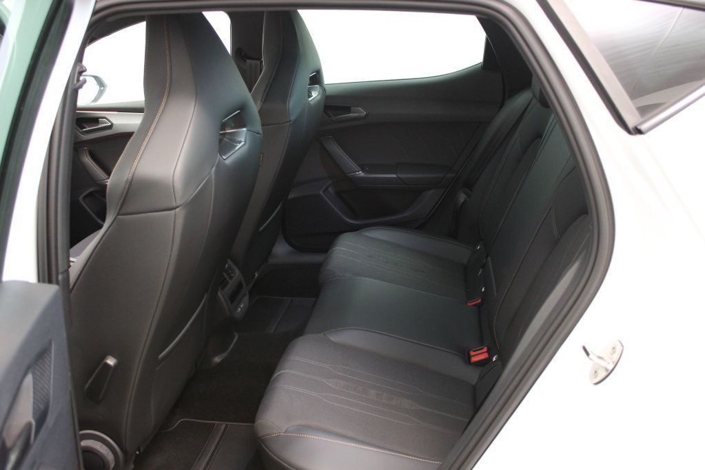 Cupra Leon 1.4 TSI e-HYBRID 150kW Tempo*PDC*RFK*Klima