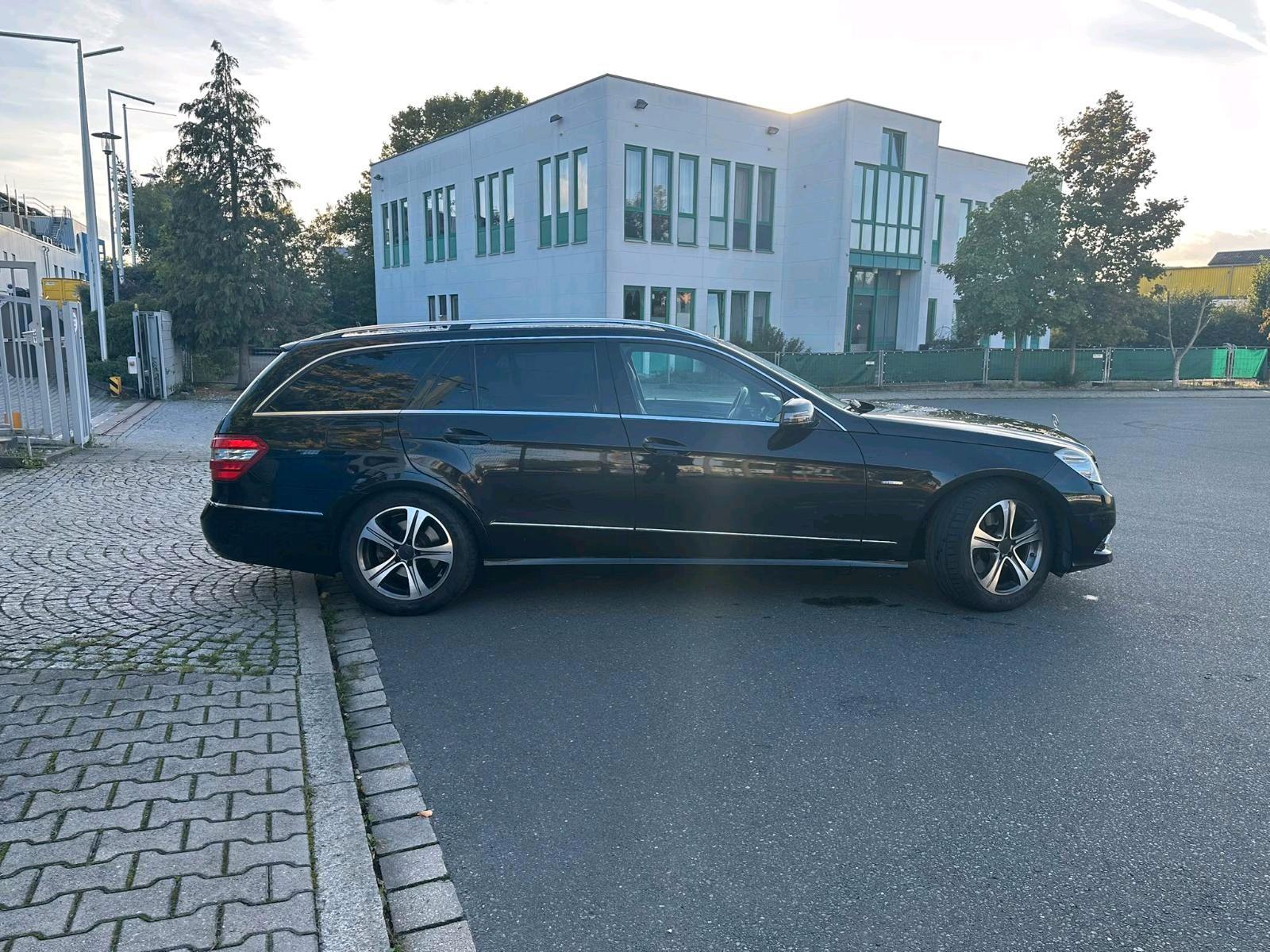 Mercedes-Benz E 250