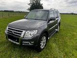 Mitsubishi Pajero 3,2 DI-D 4WD Edition 100 Automatik Ed... - Mitsubishi Pajero mit Diesel-Antrieb: A