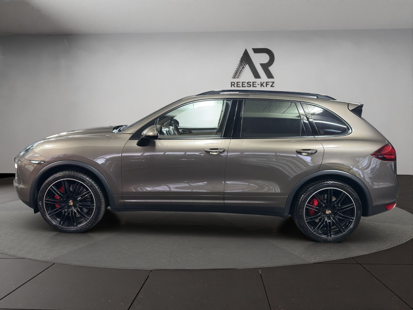 Porsche Cayenne Turbo Voll. Burmester AHK uvm. foto 2