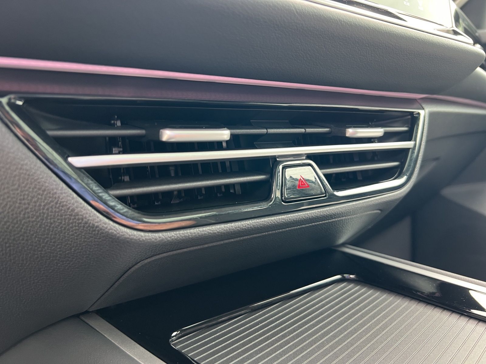 Passat Variant Elegance 1.5 TSI eHybrid DSG AHK*