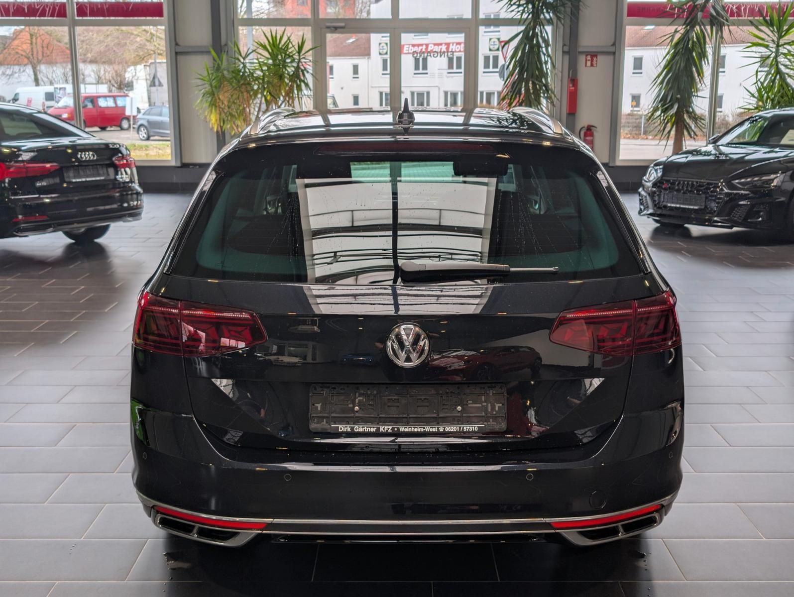 Volkswagen Passat Variant 2.0 TDI SCR DSG Elegance R-Line