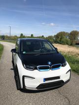 BMW i3 (120 Ah), 125kW - - BMW i3 mit Panoramadach