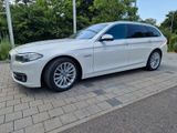 BMW 530d xDrive Touring A Luxury Line Luxury Line - BMW 5 Series in Stuttgart