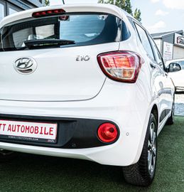 Fahrzeugabbildung Hyundai i10 Trend 1.HAND SHZ|LHZ|APPLE|ANDROID|