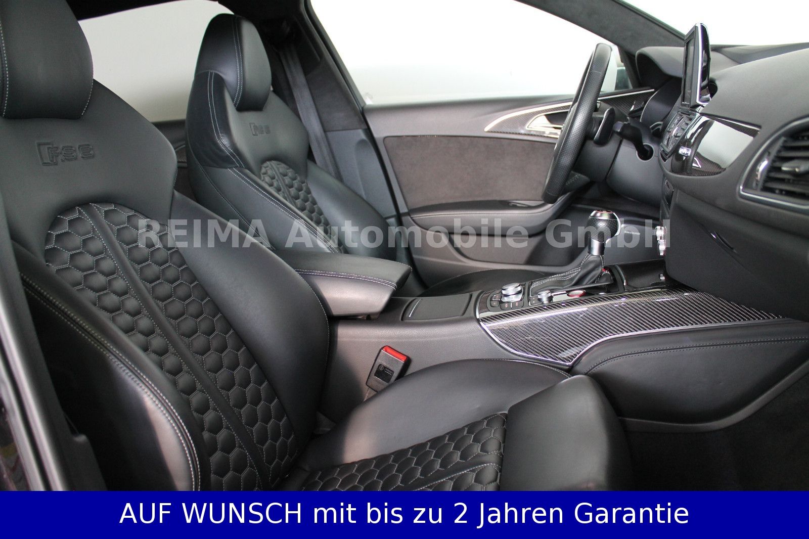 Fahrzeugabbildung Audi RS 6 Avant 4.0 TFSI quattro performance, Matrix