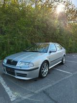 Skoda Octavia 1.8 Turbo RS RS - Skoda Octavia: Turbo