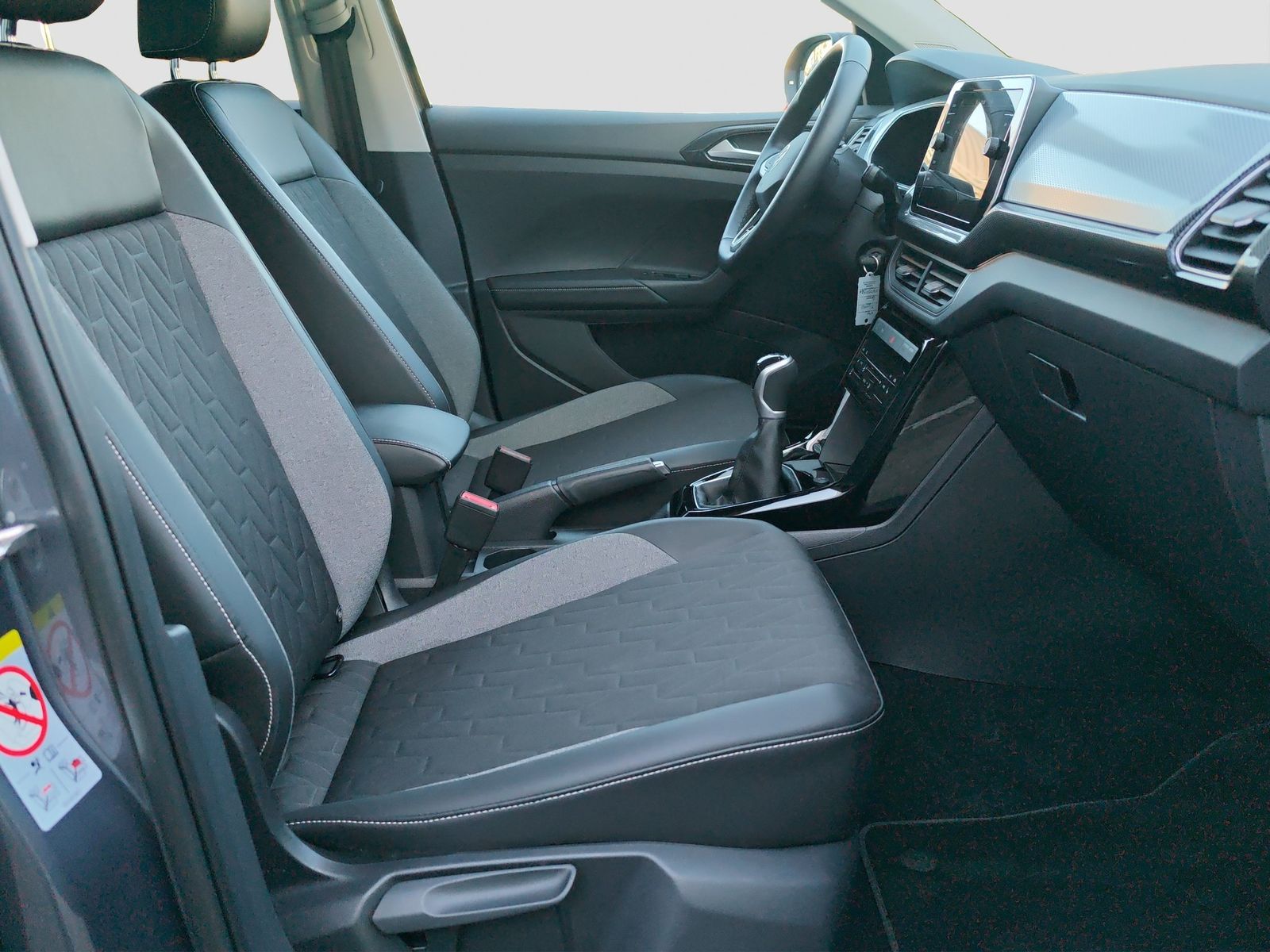 Volkswagen T-Cross - Bild 15