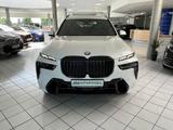BMW X7 xDrive 40d M-Sport Pano-SKY*SOFT*STHZG*360°* - BMW X7 in Berlin