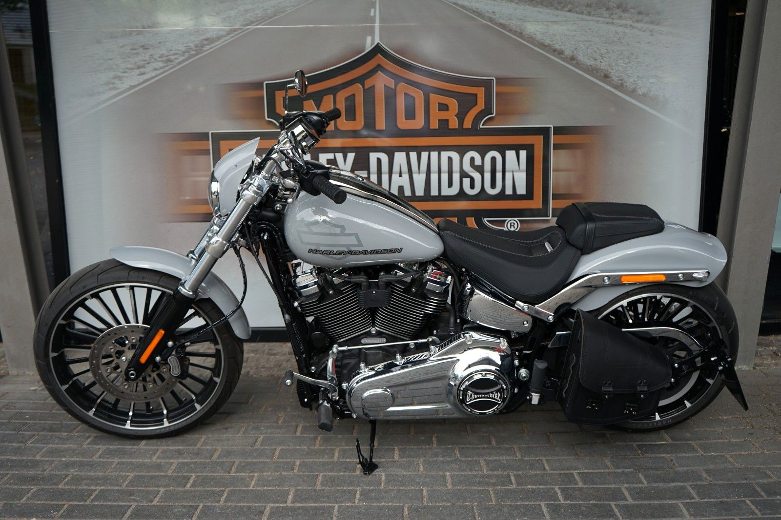 Fahrzeugabbildung Harley-Davidson Breakout 117 MY25 - FXBR - Thunderbike - Jekill