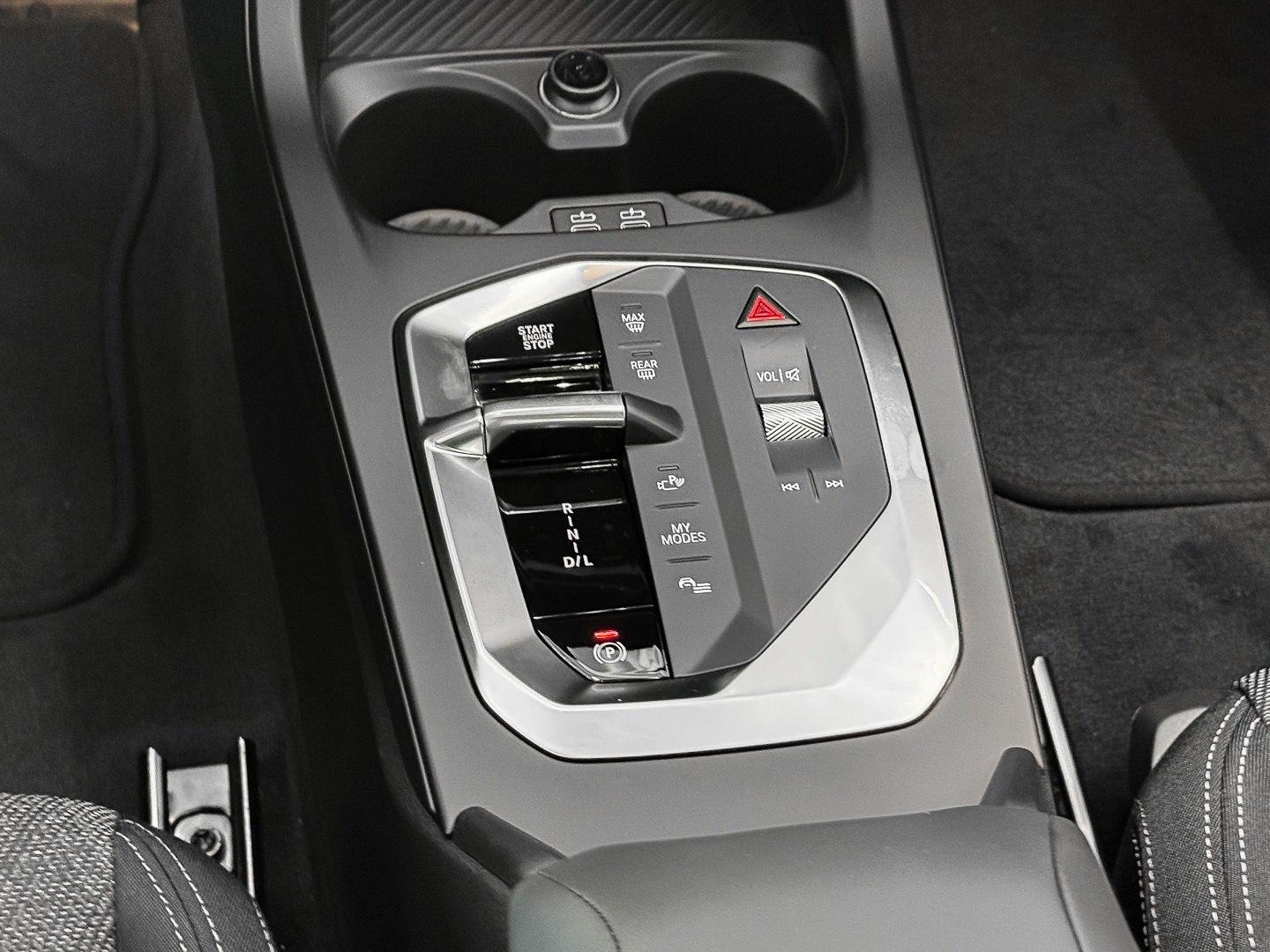 BMW 216 M Sport Design PANO LED NAVI LM