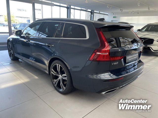 VOLVO V60 T8