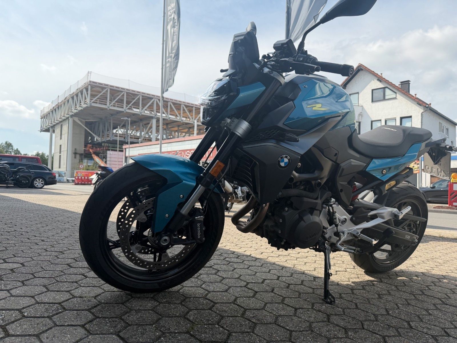 Fahrzeugabbildung BMW F 900 R Komfort+Dynamik-Paket