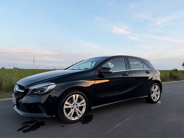 MERCEDES-BENZ Mercedes-Benz A 200 d 4MATIC Urban DCT