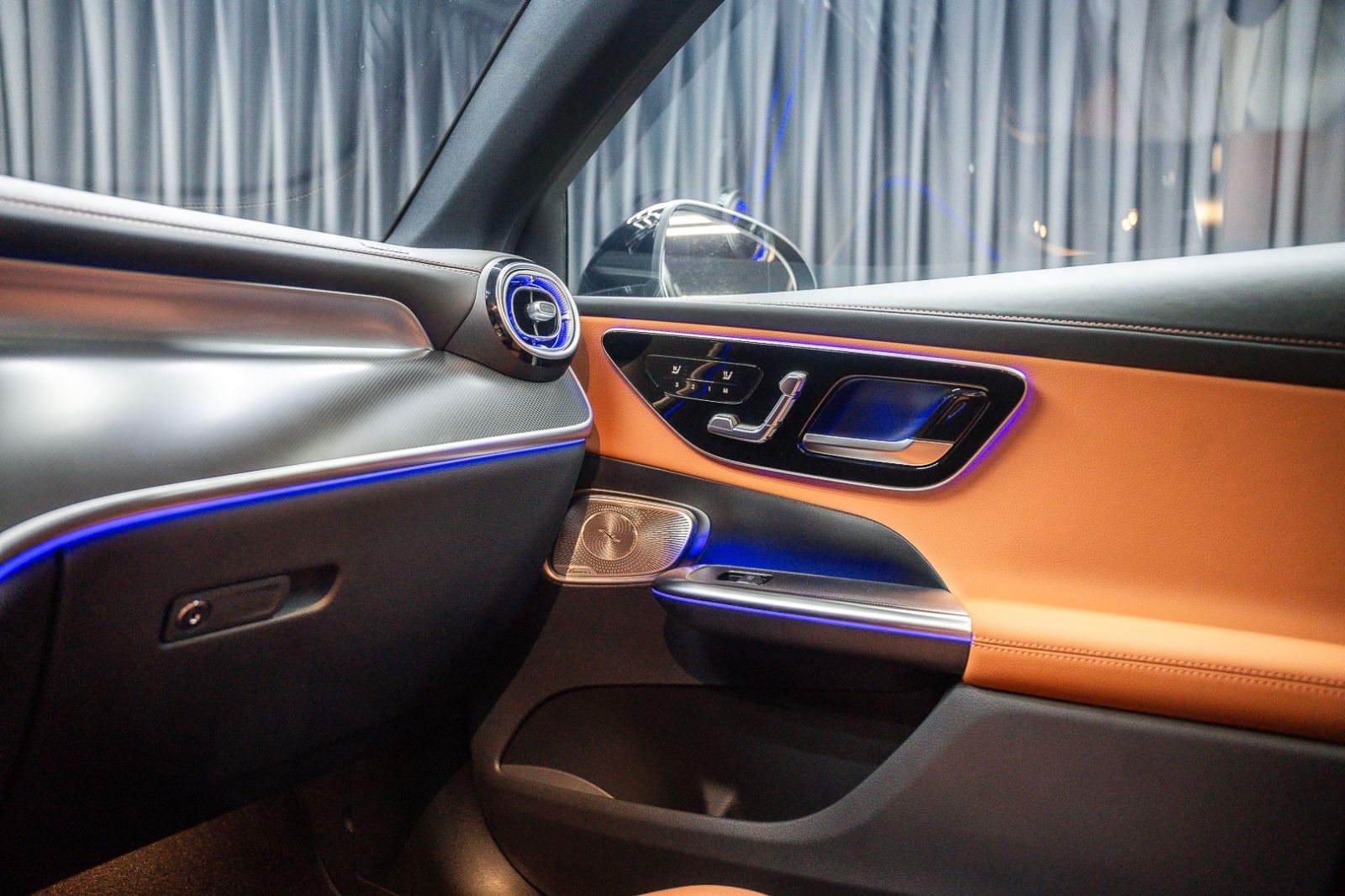 Fahrzeugabbildung Mercedes-Benz GLC 300 4M Coupé AMG Premium Plus*20"*NP*MY26