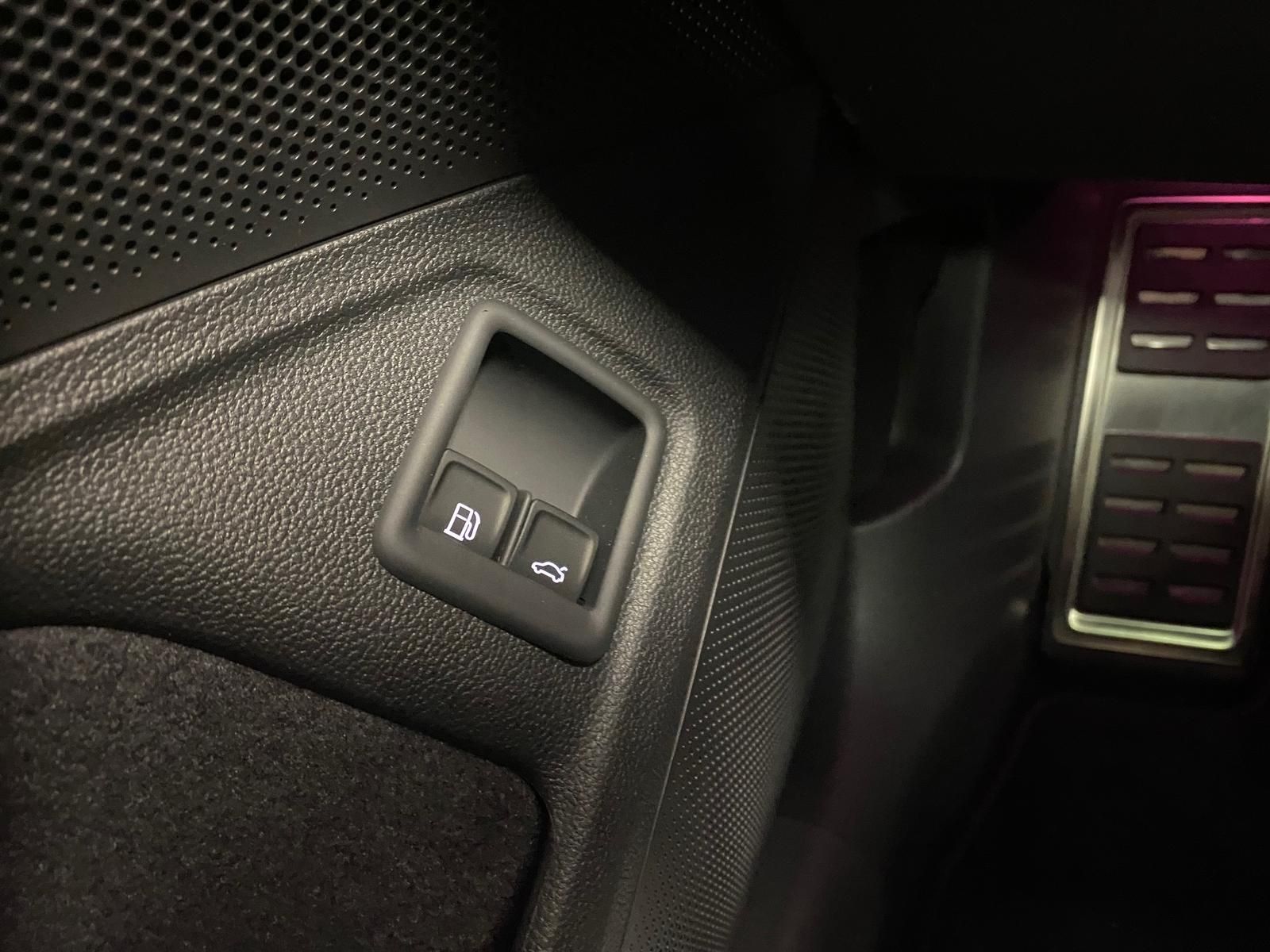 Fahrzeugabbildung Volkswagen Passat Variant 1.5 TSI eHybrid DCC R-Line