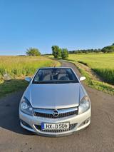 Opel Astra 1.8 ECOTEC Cosmo Automatik - Opel Astra: Cabrio, Auto