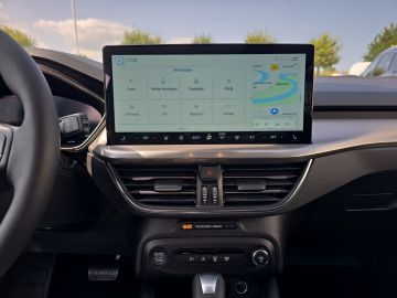 Bild 12 Ford Focus Turnier Titanium X MHEV B&O Navi digitales