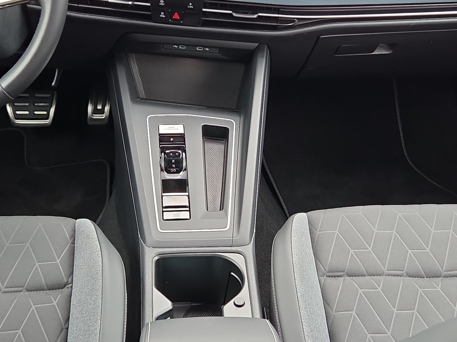 Volkswagen Golf - Bild 9