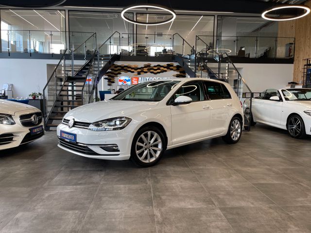 Volkswagen Golf VII Lim. Highline 1.5 TSI *1.HAND*LED*AHK*