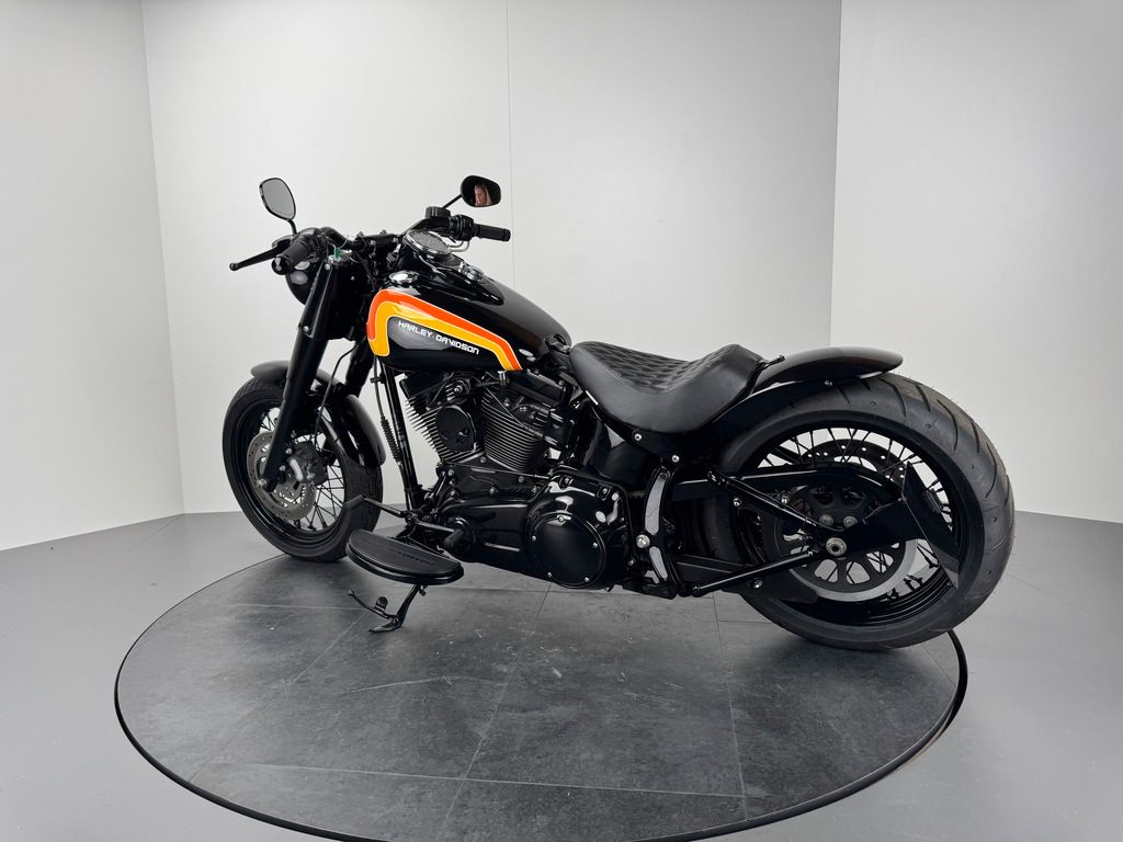 Fahrzeugabbildung Harley-Davidson SOFTAIL HERITAGE *CUSTOM "Milwaukee-Sunshine"