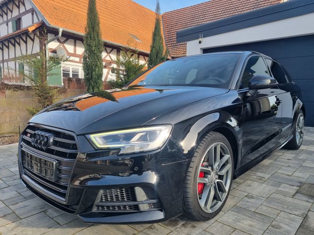 Audi S3 Sportback 2.0 TFSI quattro