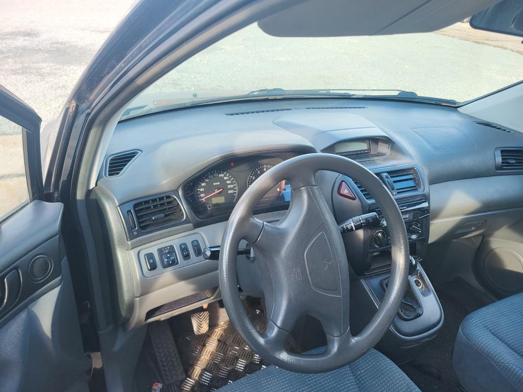 Mitsubishi Space Wagon