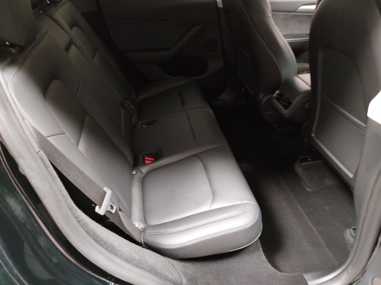 Tesla Model Y Long Range AWD Leder Navi LED Pano RFK foto 12