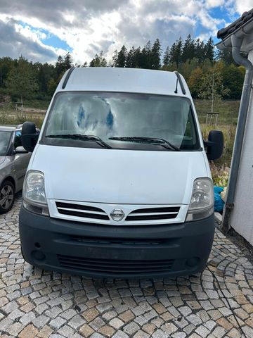 Nissan Interstar