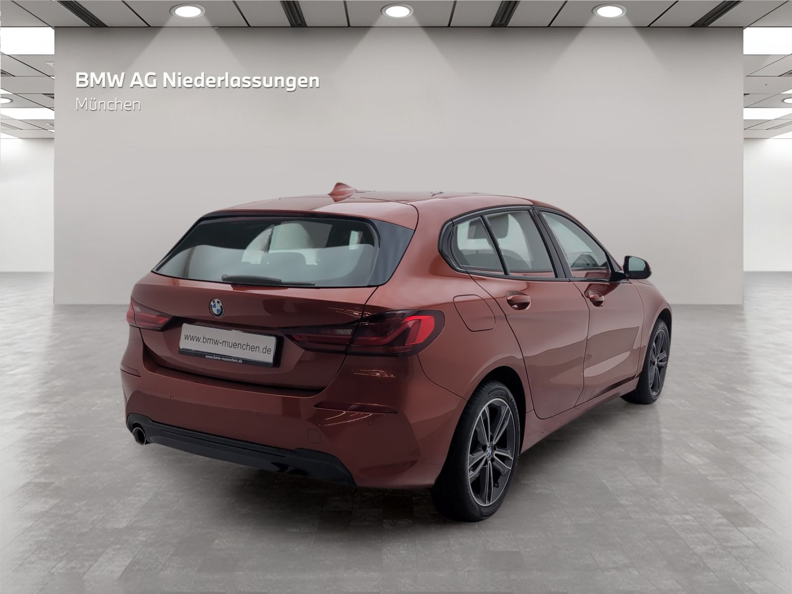 BMW 118i Sport Line AHK LiveCockpitProf Pano.Dach foto 4