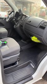 Volkswagen T5 Caravelle - 12