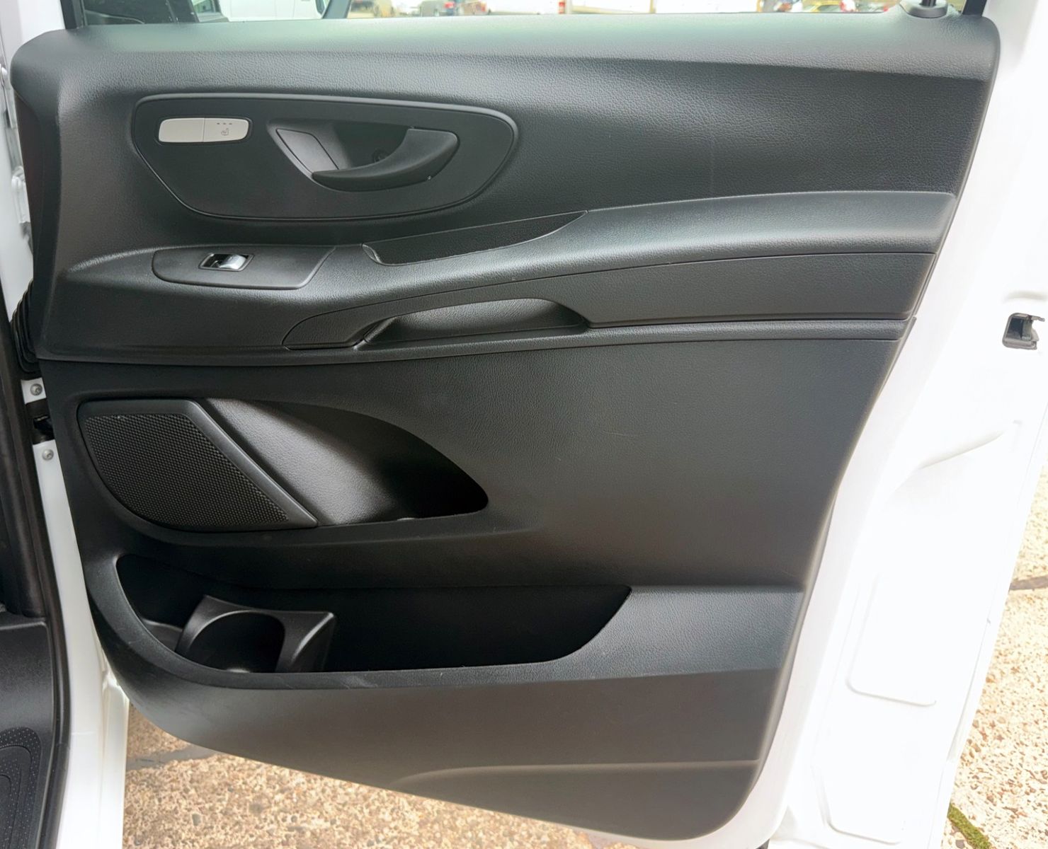 Mercedes-Benz Vito Tourer CDI 4Matik lang PRO 8 Sitz Navi TOP! foto 15