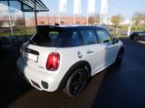 MINI Cooper S 5-Türer LED Pano Navi Shz PDC - MINI MINI: Tuerer