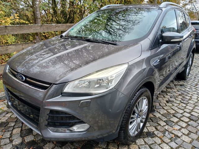 Ford Kuga TDCi 4x4 Titanium Automatik     AHK+PDC