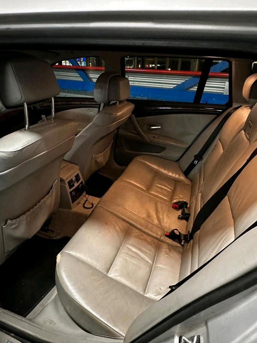 BMW 523 2007 — photo 12