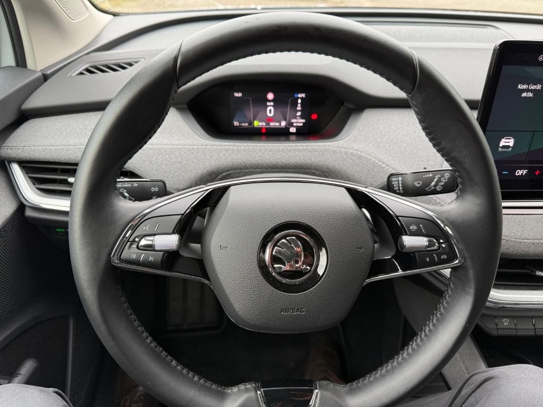 Enyaq 50 Navi LED Standklimatisierung Sitzheizun