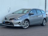 Toyota Auris Hybrid  - Toyota Auris in Berlin