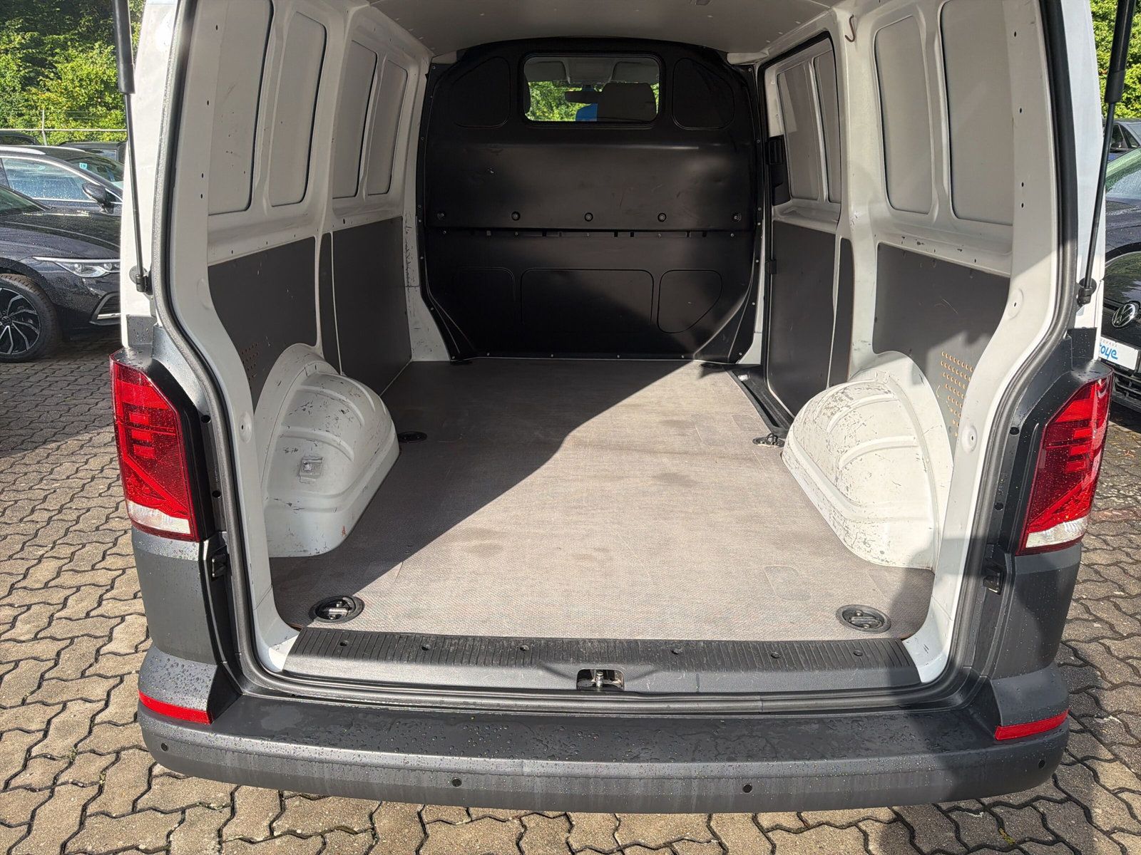 T6.1 Transporter Kasten TDi Beh Frontsch. Klima