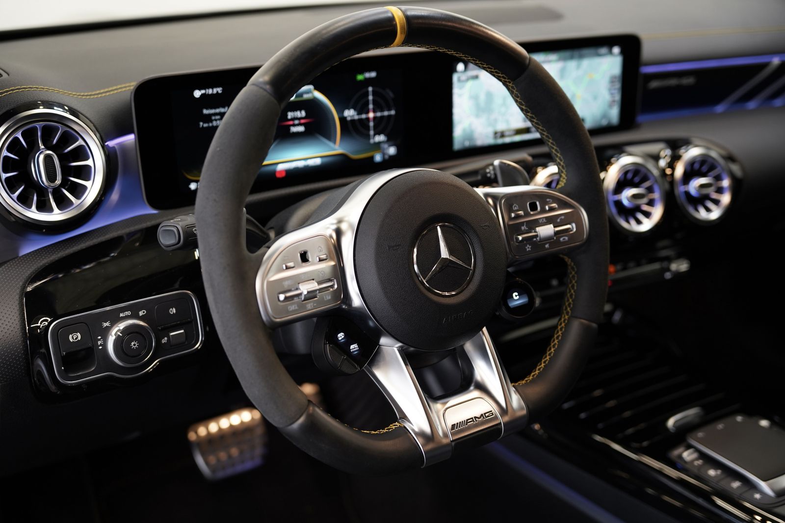 Mercedes Benz Cla 45 Amg Shooting Brake