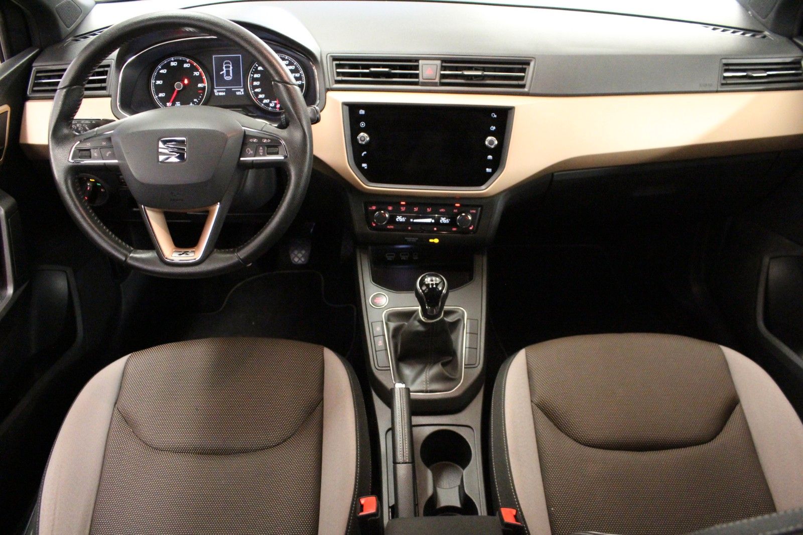 Fahrzeugabbildung SEAT Ibiza 1.0 TSI Excelence *Winter & Sicht Paket