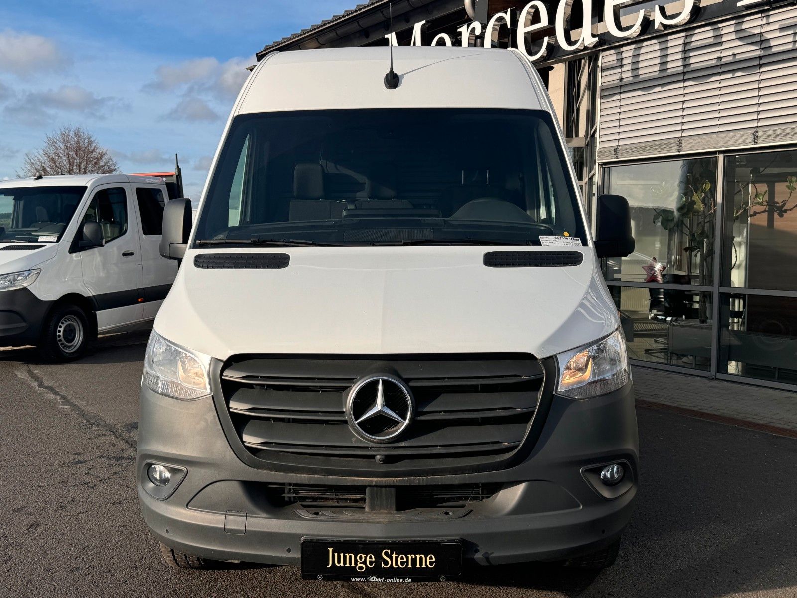 Fahrzeugabbildung Mercedes-Benz Sprinter 317 CDI 3665 9G Klima 360 SHZ MBUX