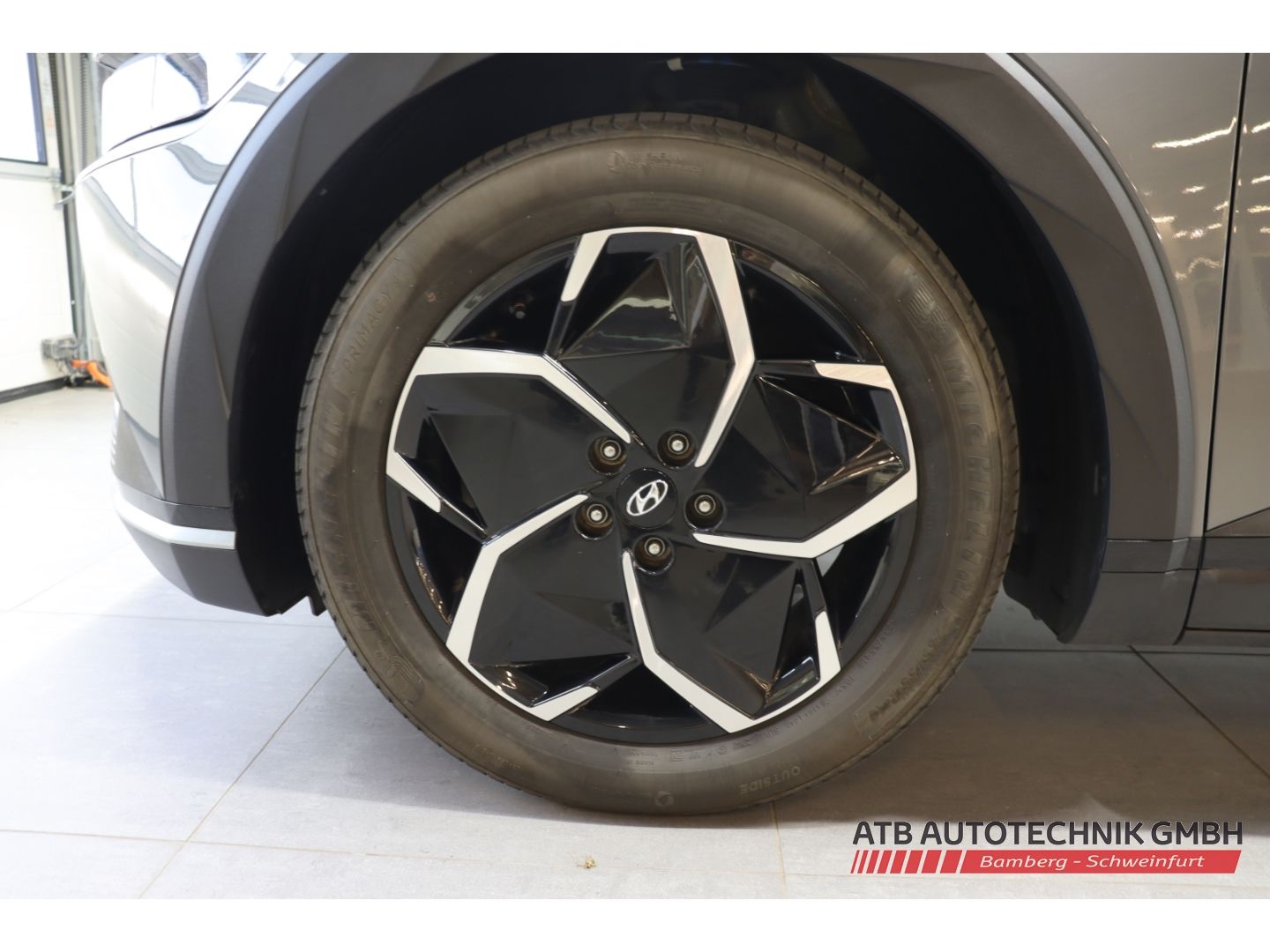 Fahrzeugabbildung Hyundai IONIQ 5 DYNAMIQ 77,4 kWh SOH 97,5% Navi Apple Ca