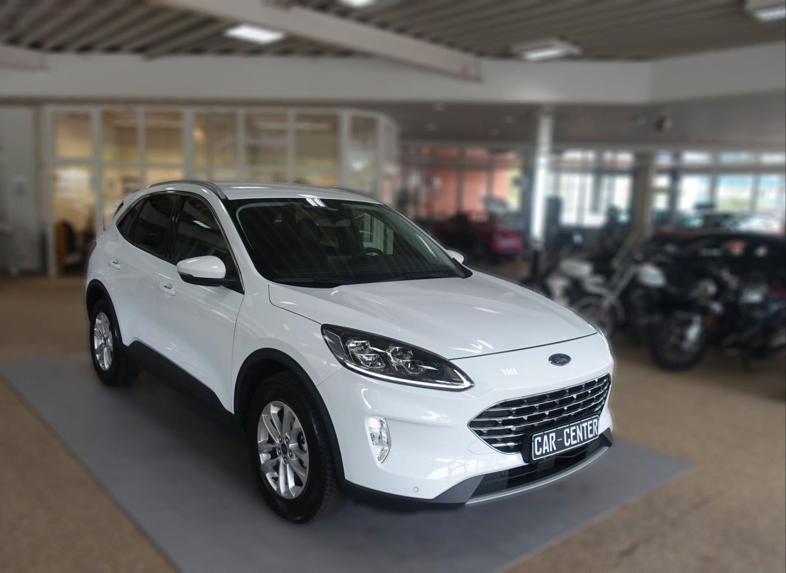 Ford Kuga Plug-In Hybrid Titanium X; LED NAV KAM AHKv