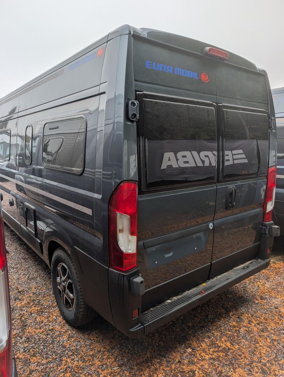 Fahrzeugabbildung Eura Mobil Van V 595 HB Captain-Chair-Sitze, Solar, Skyroof