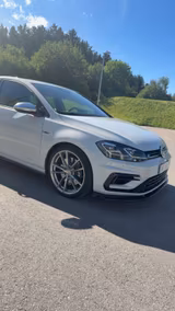 Volkswagen Golf 7-R Facelift 2.0 TSI DSG 4MOTION R - Volkswagen Golf: Dsg 7